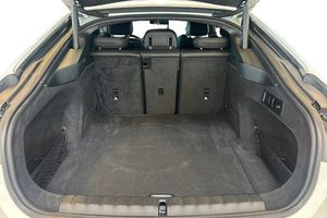 BMW i4 bild 20