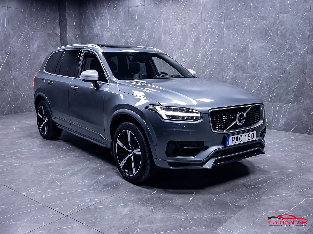 Vehicle image 8