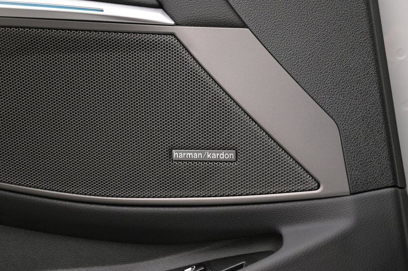 BMW 330 bild 11