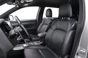 Mitsubishi Outlander bild 9