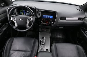 Mitsubishi Outlander bild 6