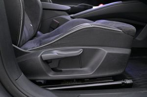 Skoda Enyaq bild 13