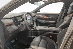 Lynk & Co 08 bild 6