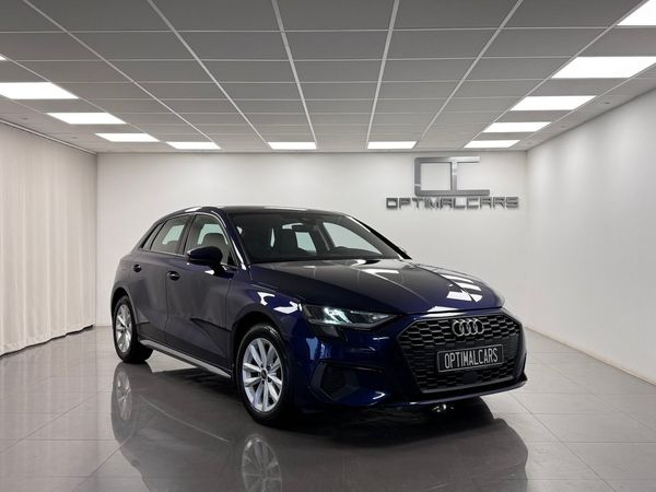 Audi A3 Sportback 35TFSi S-Tronic Comfort Värmare - 2023