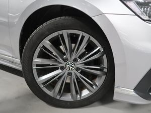 Volkswagen Passat bild 12
