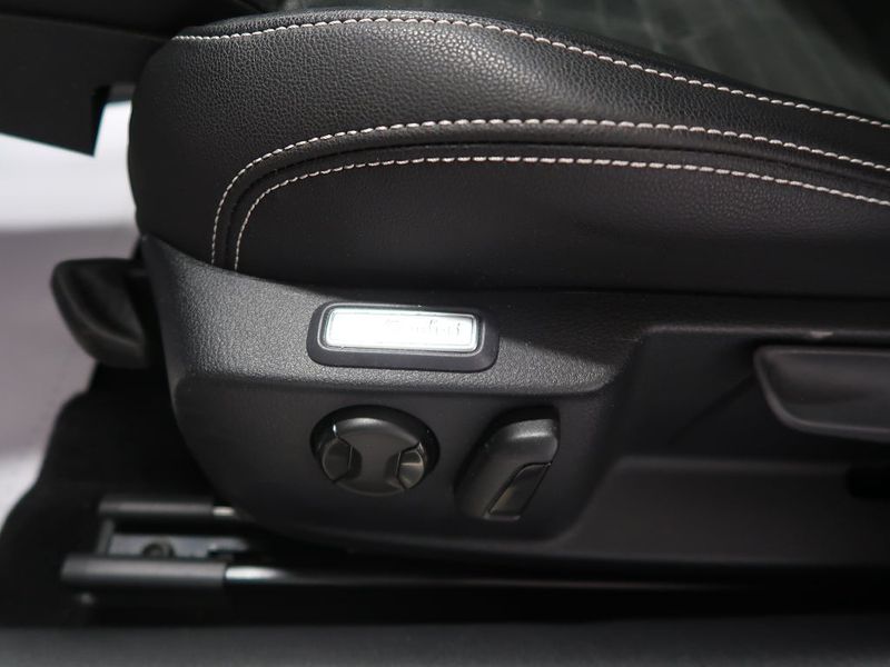 Volkswagen Passat bild 19