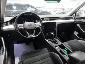 Volkswagen Passat bild 17