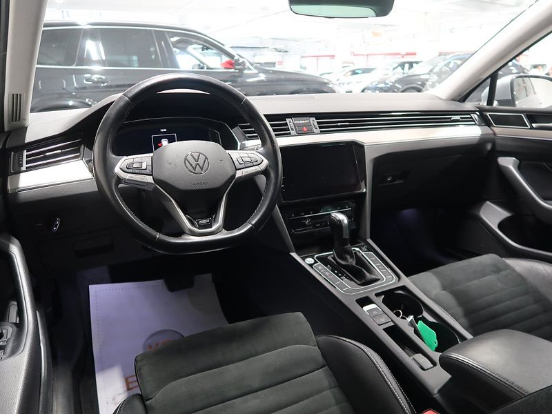 Volkswagen Passat bild 17