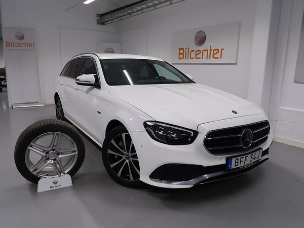 Mercedes E300 T de EQ Power V-Däck ingår Drag-Kamera-Navi-Adaptiv - 2021