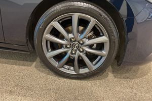Mazda 3 bild 11
