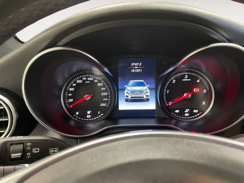 Mercedes GLC220 bild 11