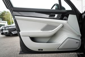 Porsche Panamera bild 20