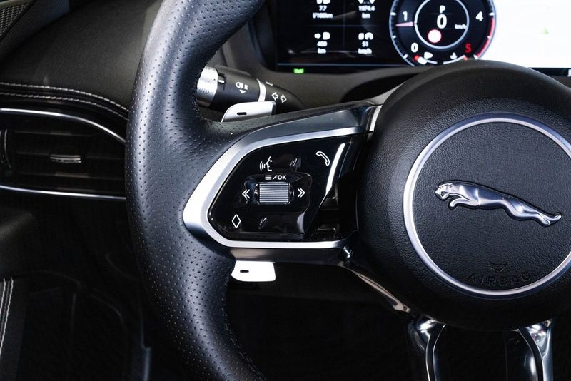 Jaguar XE bild 20