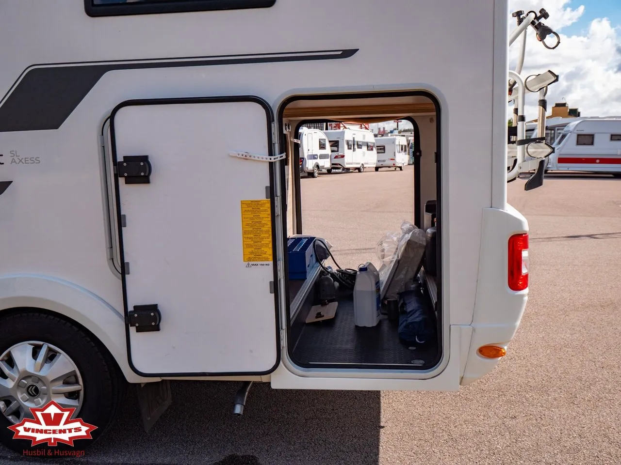 Vehicle image 20