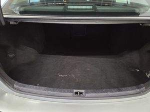 Toyota Avensis bild 8