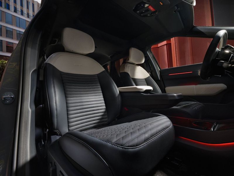 Kia EV4 bild 2