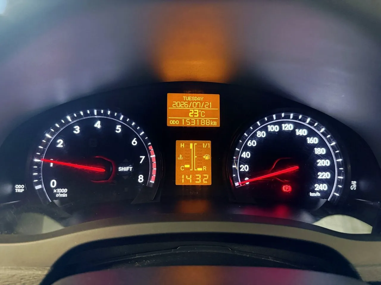 Vehicle image 14