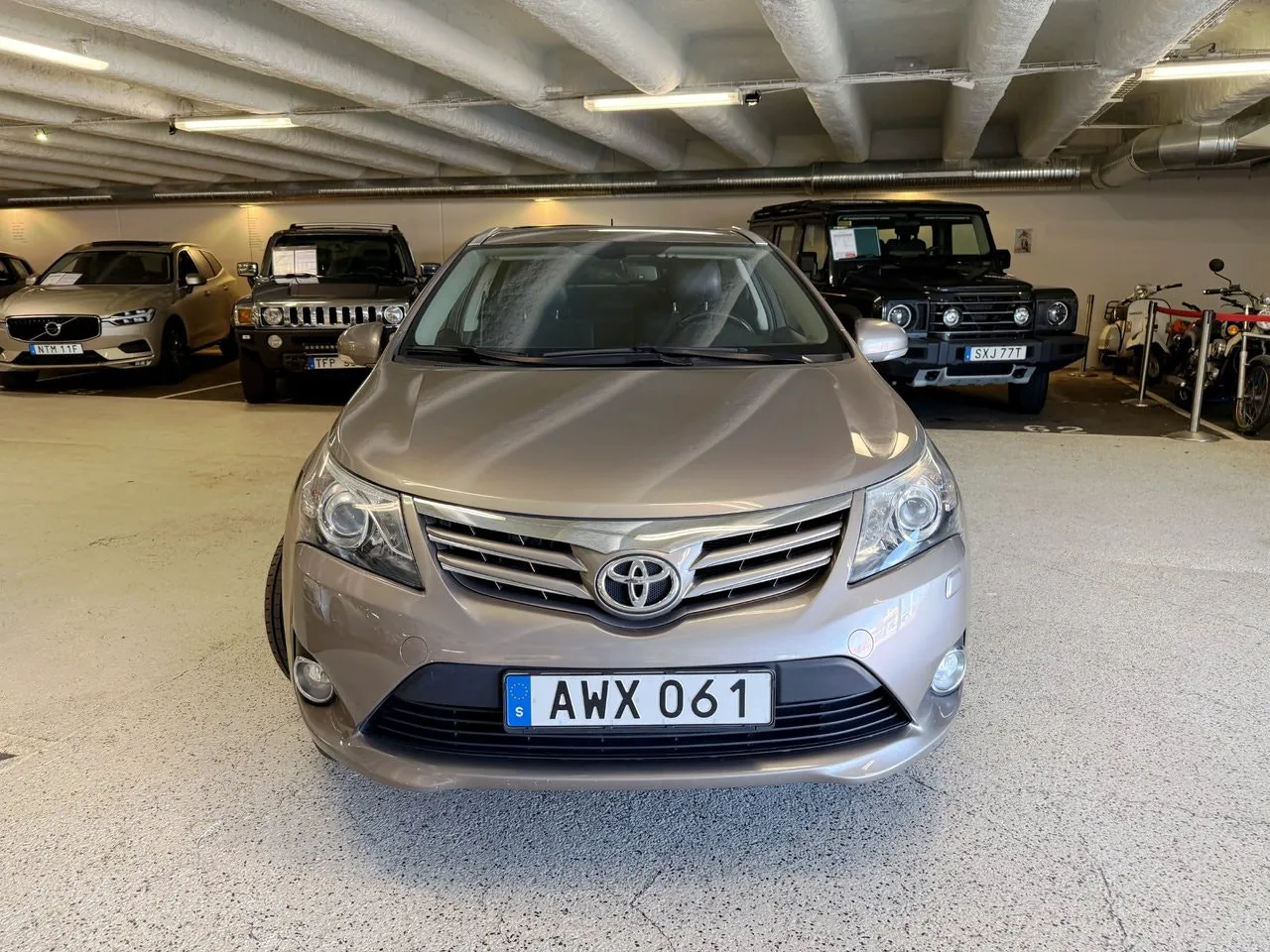 Vehicle image 6