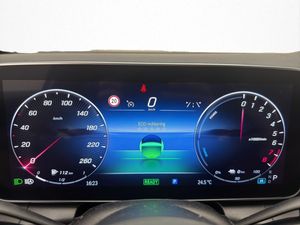 Mercedes GLC300 bild 17