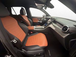 Mercedes GLC300 bild 12