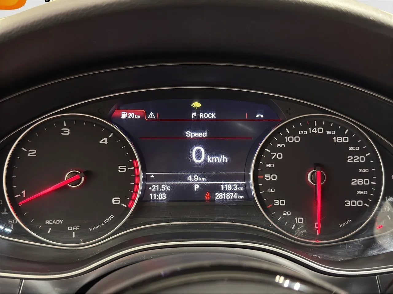 Vehicle image 14