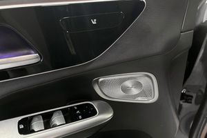 Mercedes GLC300 bild 17