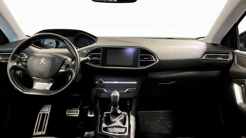 Peugeot 308 SW bild 4