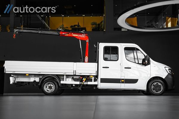 Renault Master Chassi Cab 4.5T 6-sits Fassi kran|Moms|Drag|Värmare - 2021