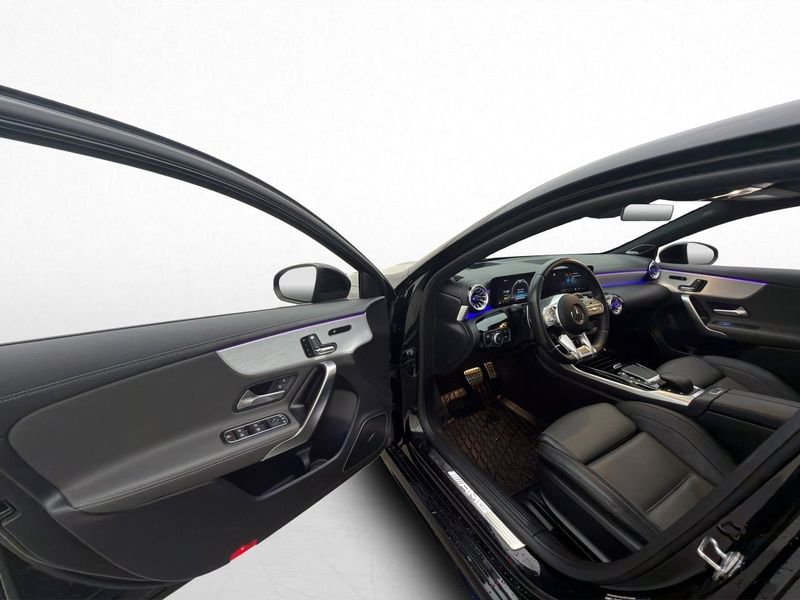 Mercedes A45 AMG bild 11