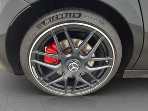 Mercedes A45 AMG bild 37