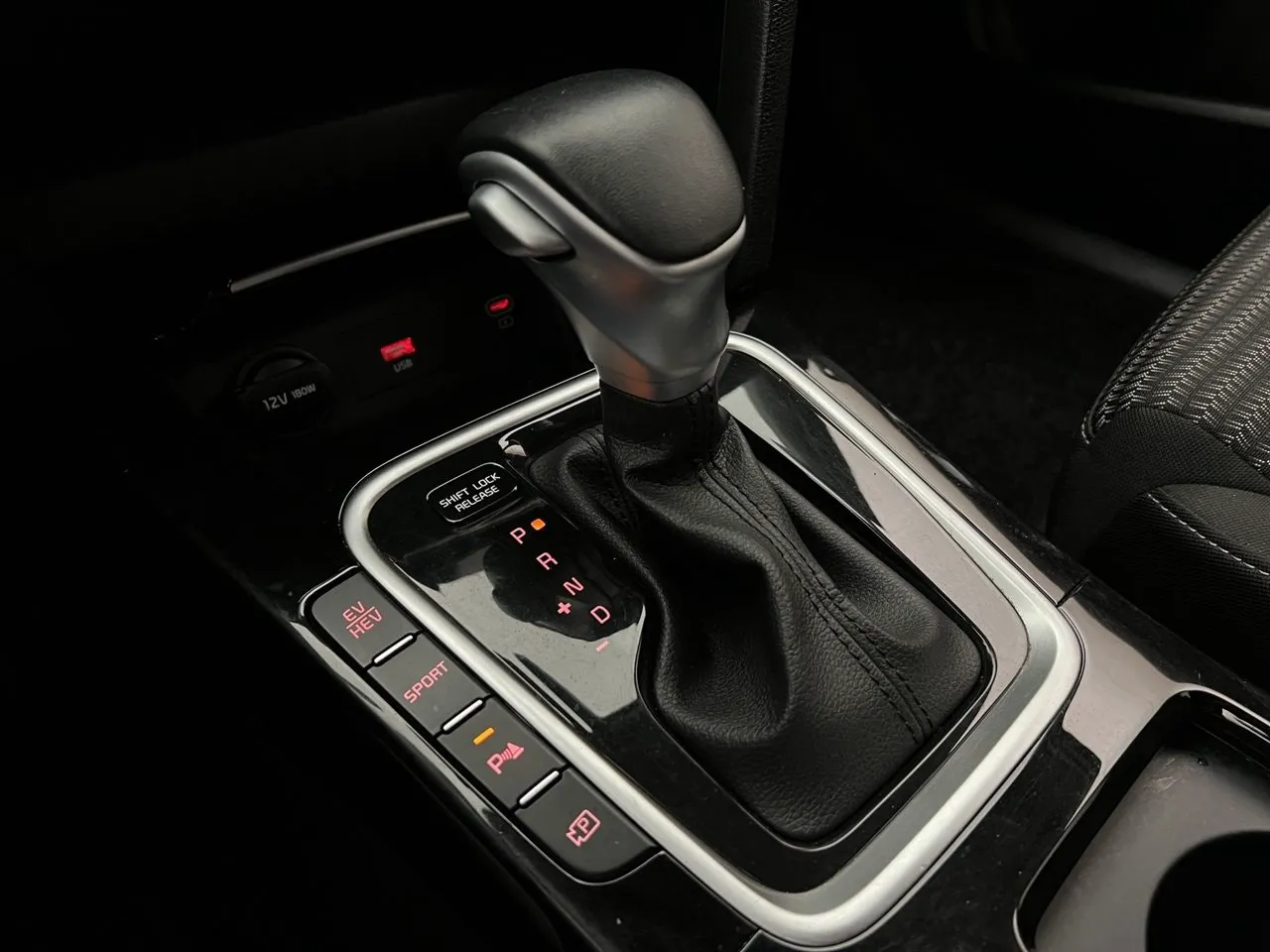 Vehicle image 20