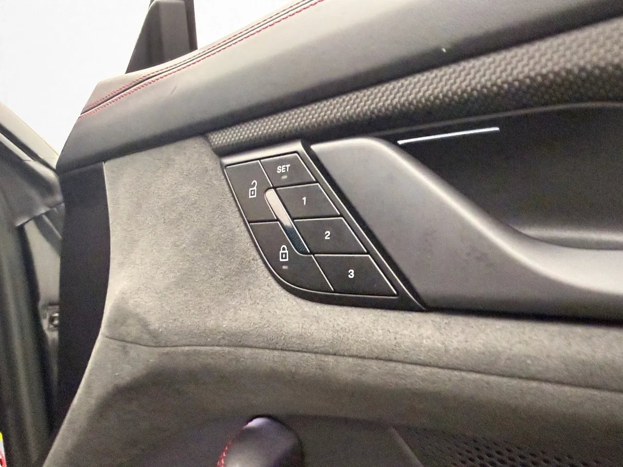 Vehicle image 36