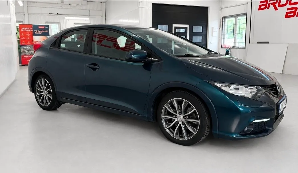 Vehicle image 1