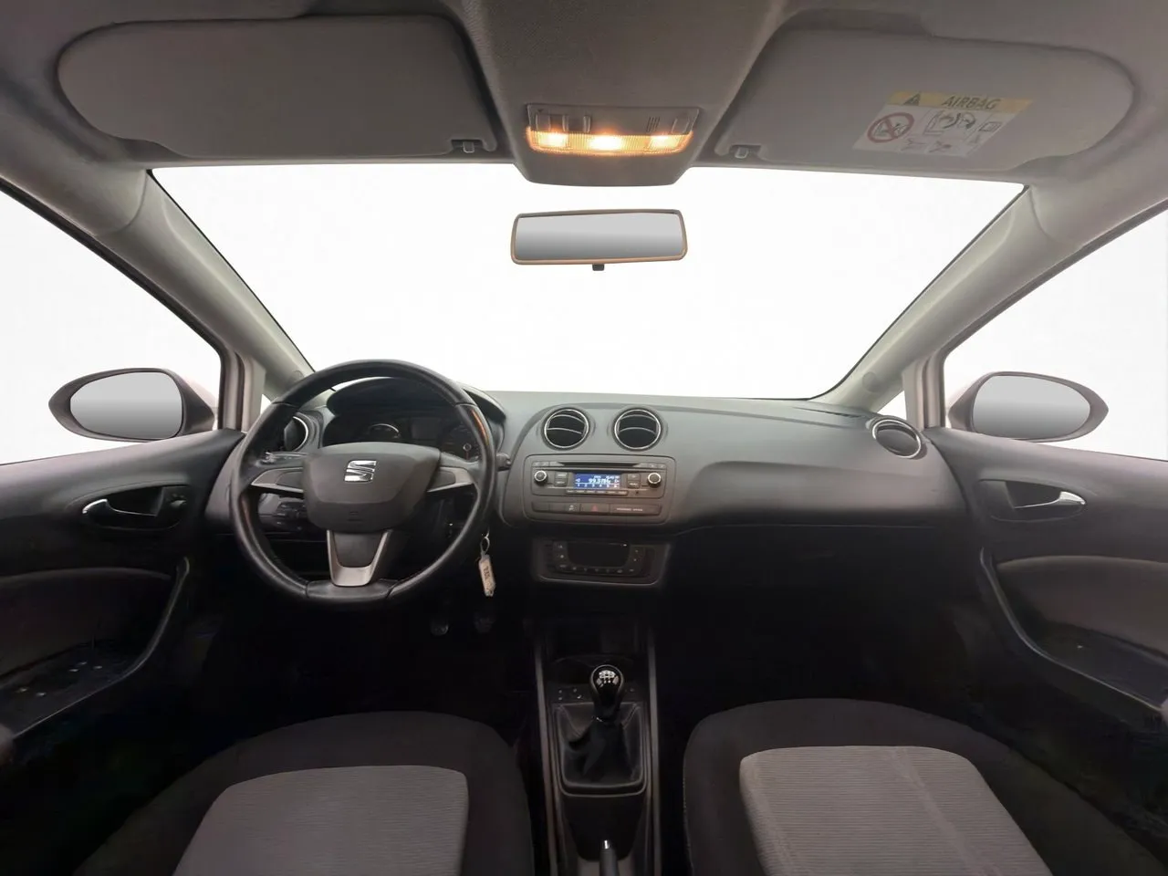 Vehicle image 16