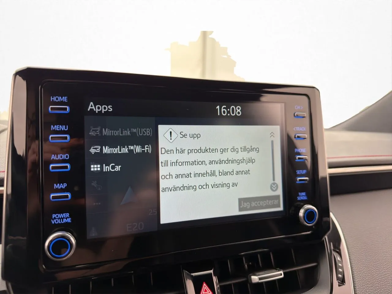 Vehicle image 20