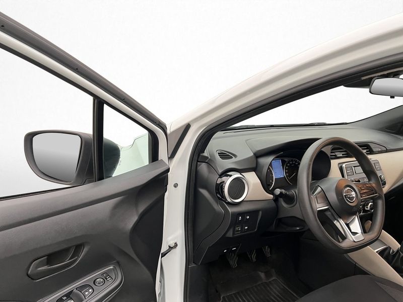 Nissan Micra bild 9