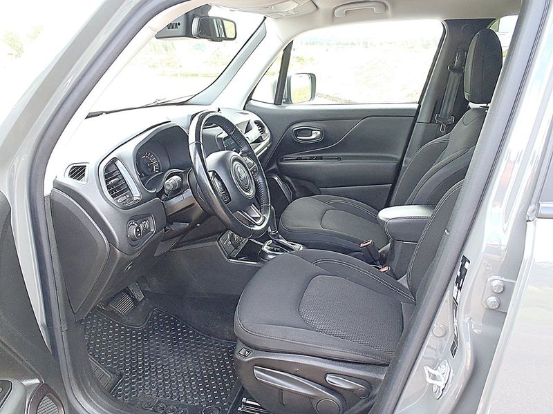 Jeep Renegade bild 5