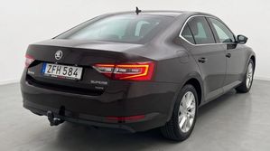 Skoda Superb bild 4