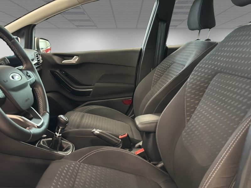 Ford Fiesta bild 8