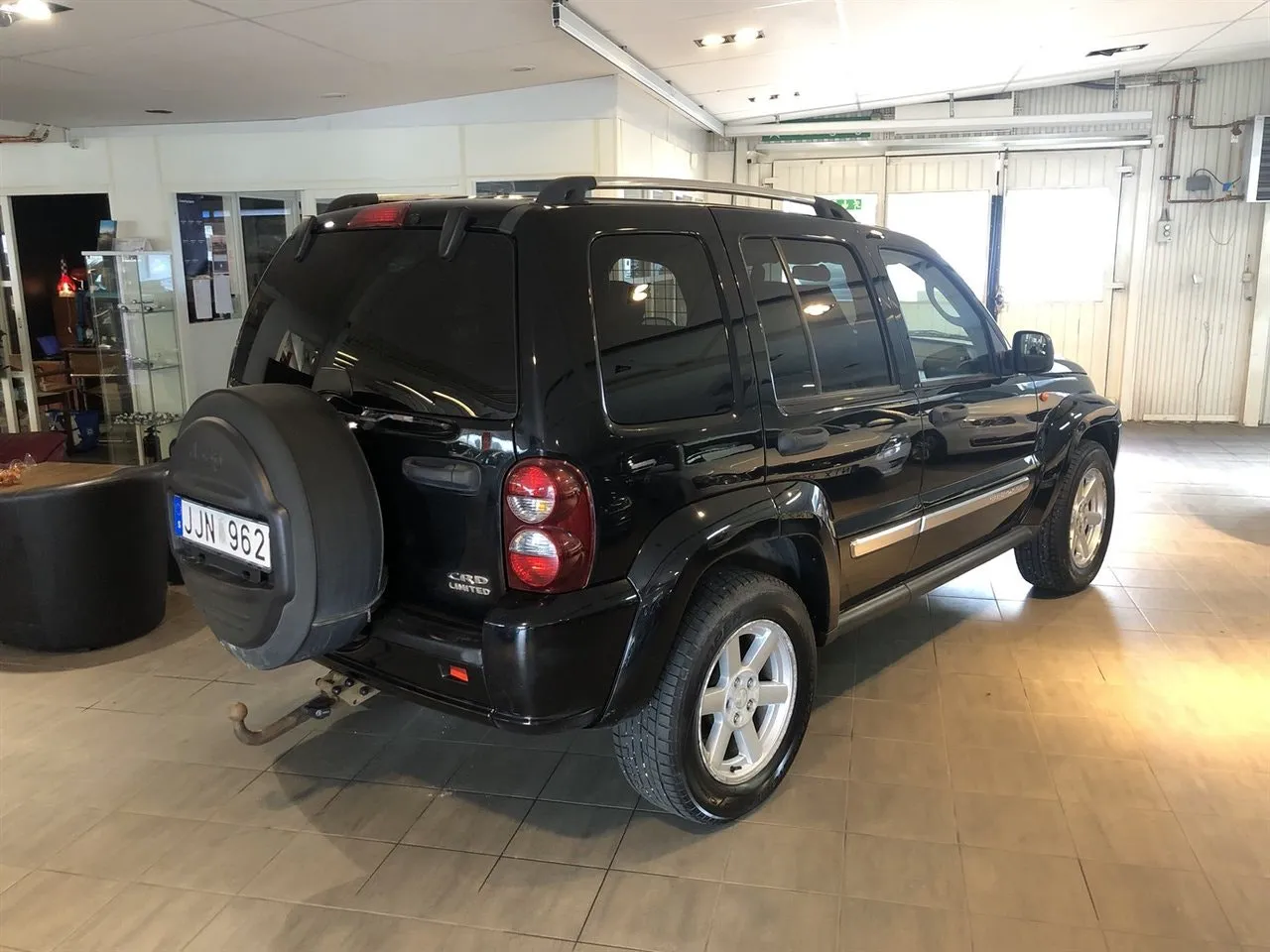 Vehicle image 3