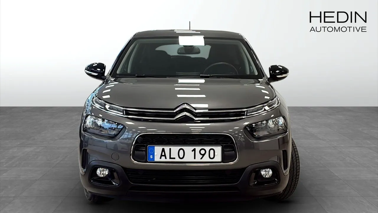 Vehicle image 7