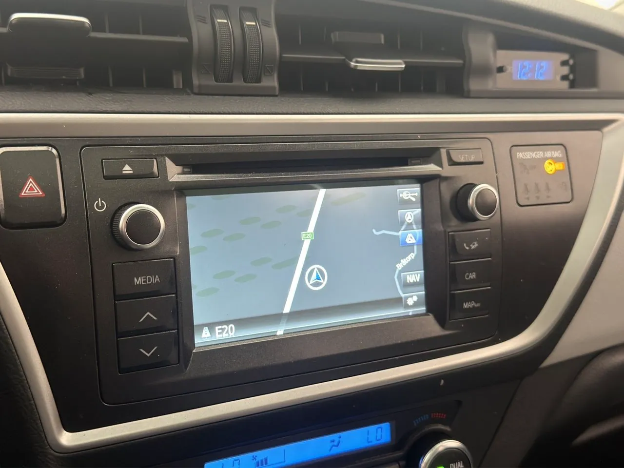 Vehicle image 18
