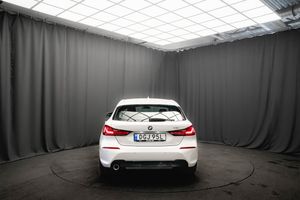BMW 118 bild 7