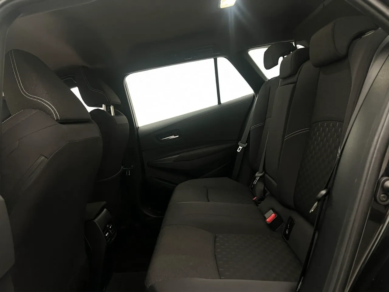 Vehicle image 24