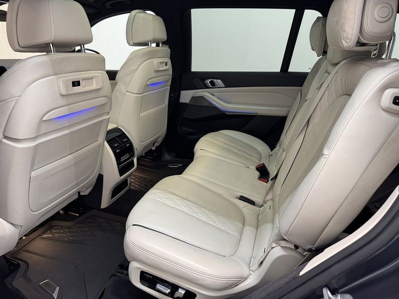 BMW X7 bild 26