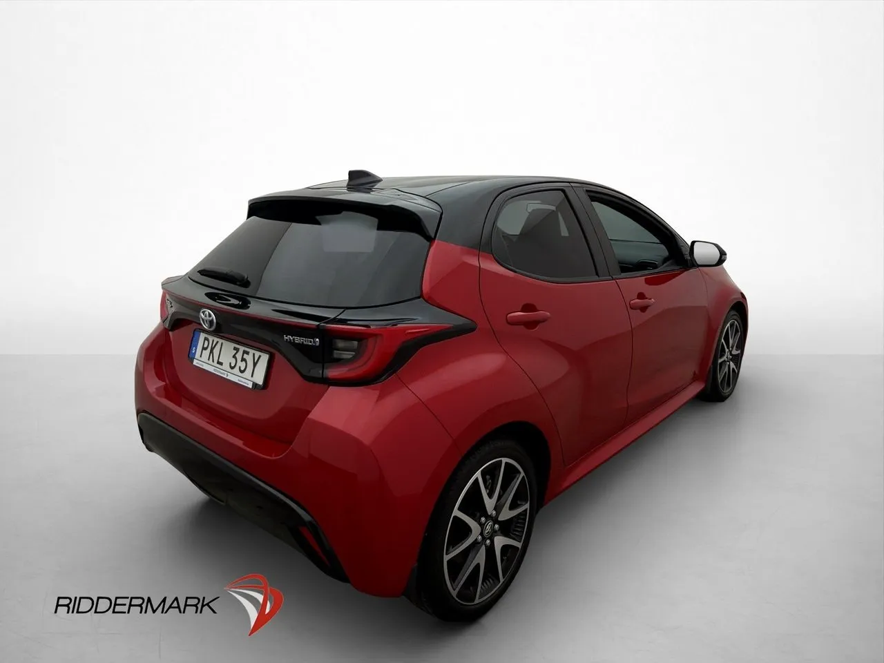 Vehicle image 7