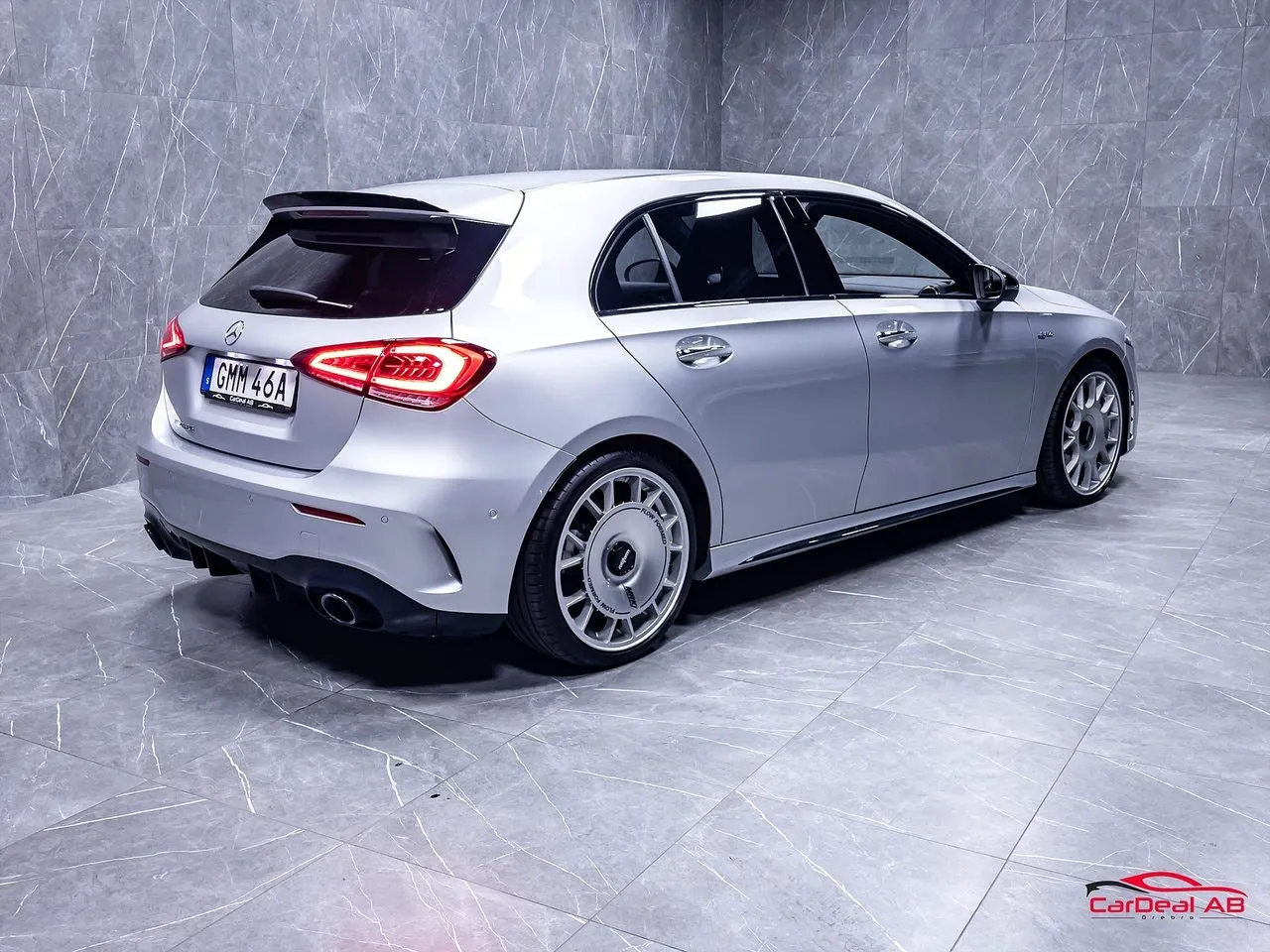 Vehicle image 6