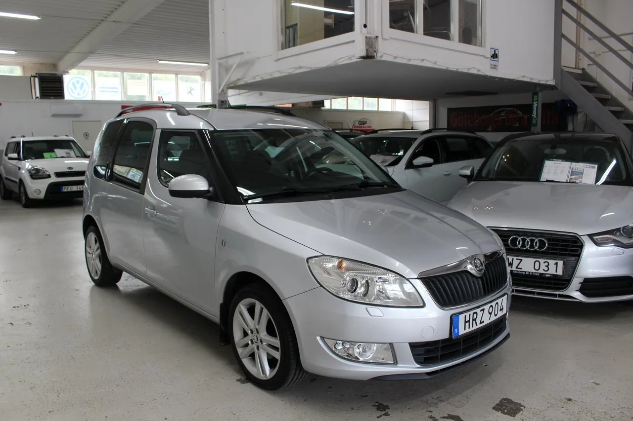 Vehicle image 6