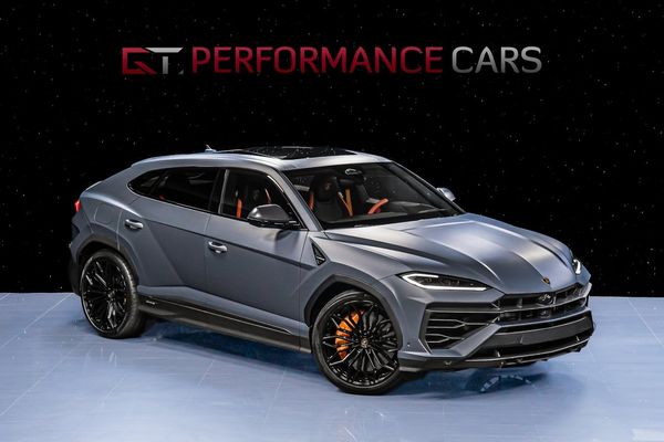Lamborghini Urus SE 2026 MOMS Full Carbon Grigio Matt B&O-Adv 23" Pano - 2026
