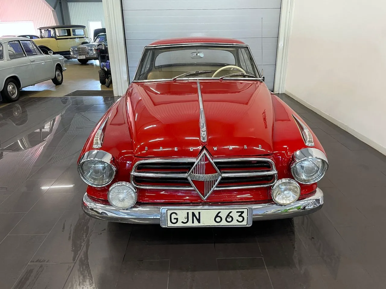 Vehicle image 6